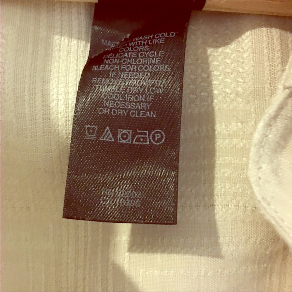 ๐พSOLD IN BUNDLE ๐พ MENโS CLAIBORNE SHIRT - Picture 4 of 4